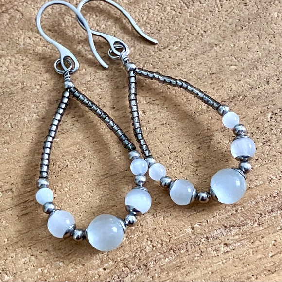 Earthnuggets Jewelry - Natural Selenite Teardrop Hoop Earrings in Stainless Steel Handmade Artisan
